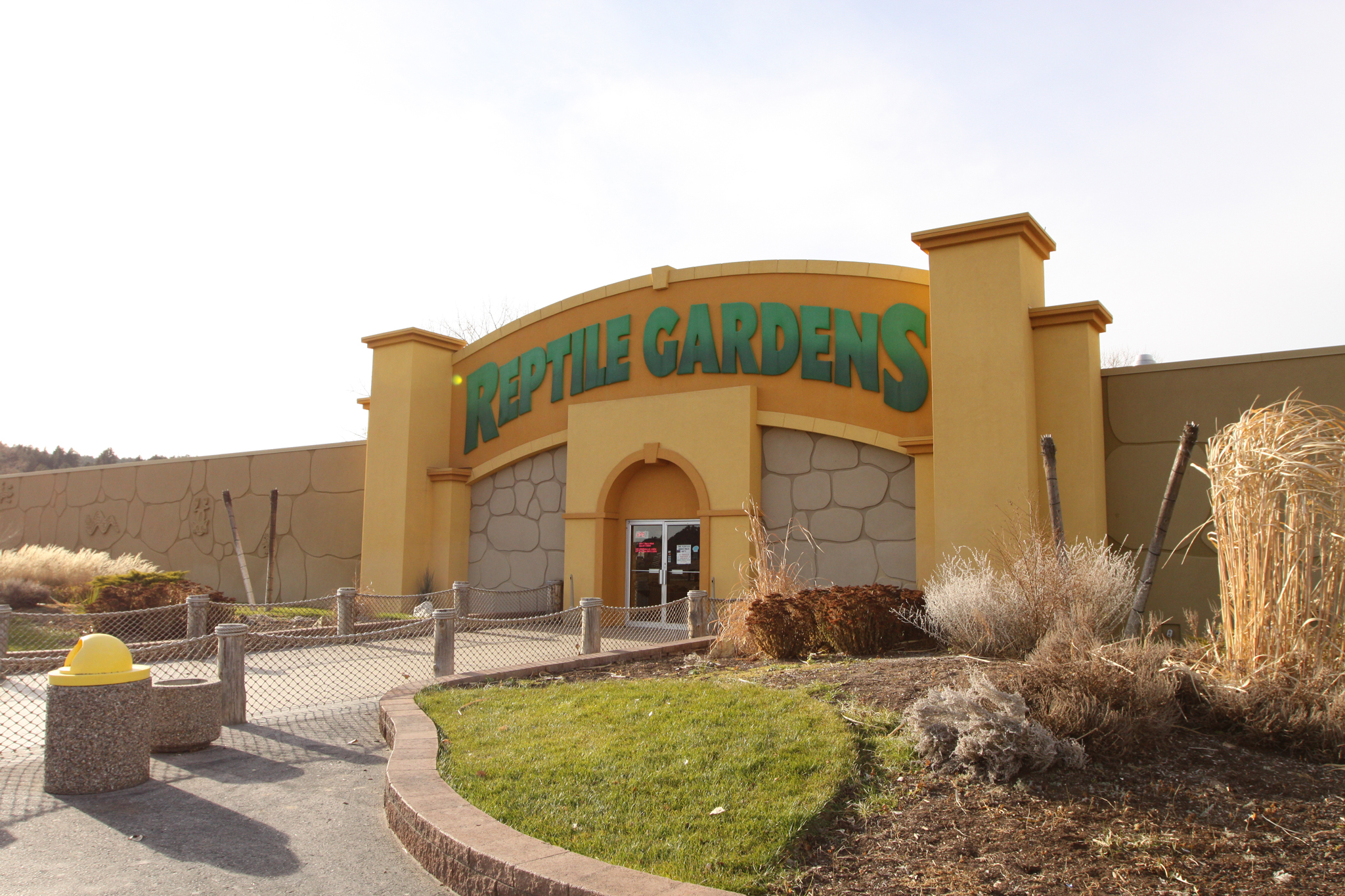 Guinness World Records for Largest Reptile Zoo